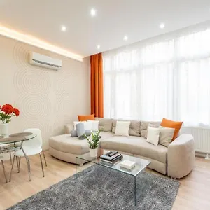 Modern, Quiet & Cozy In The Middle Of Downtown Near Danube At Fashion Street Appartement Boedapest